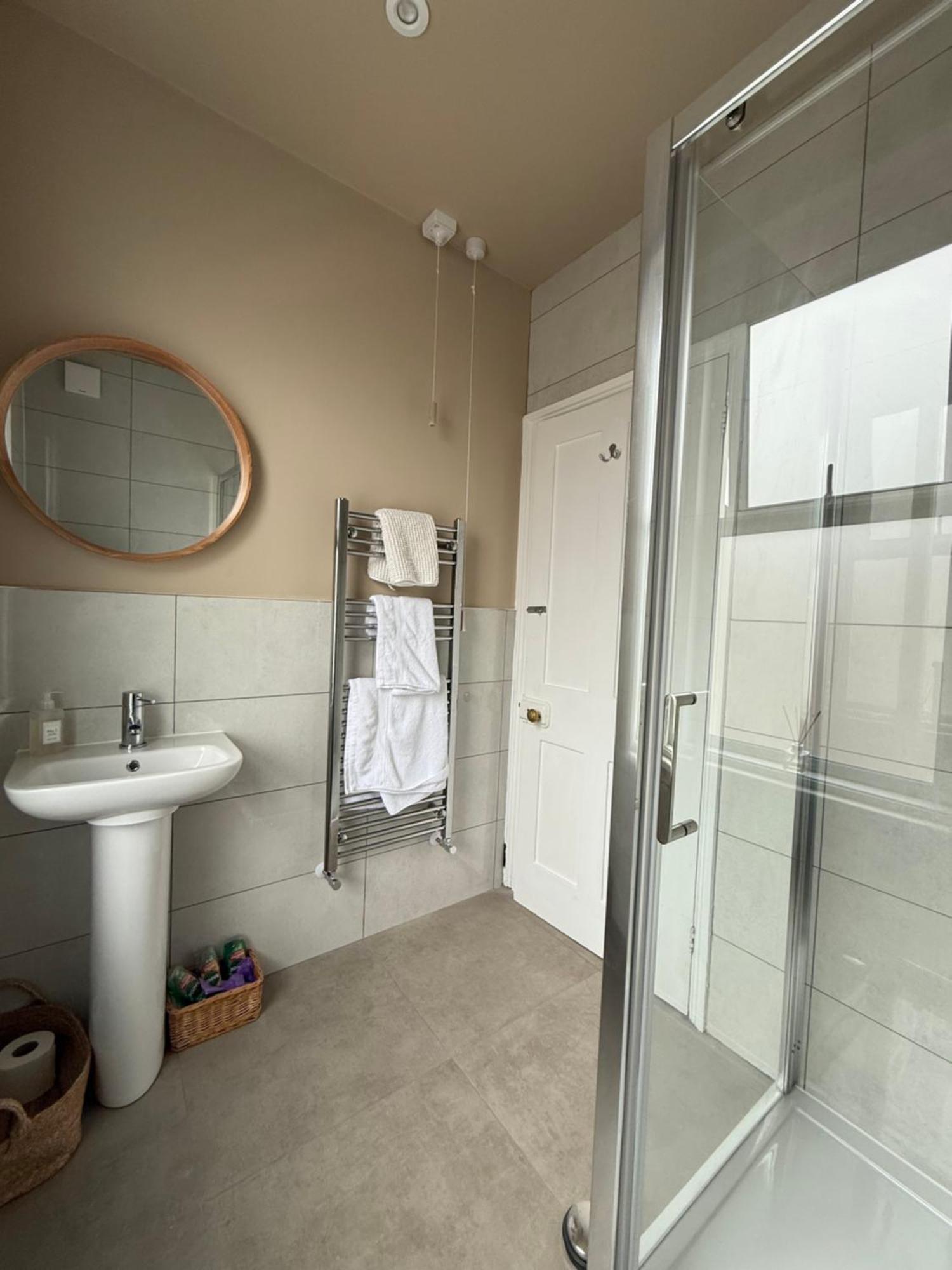 The Albany Rooms Bexhill Exteriör bild