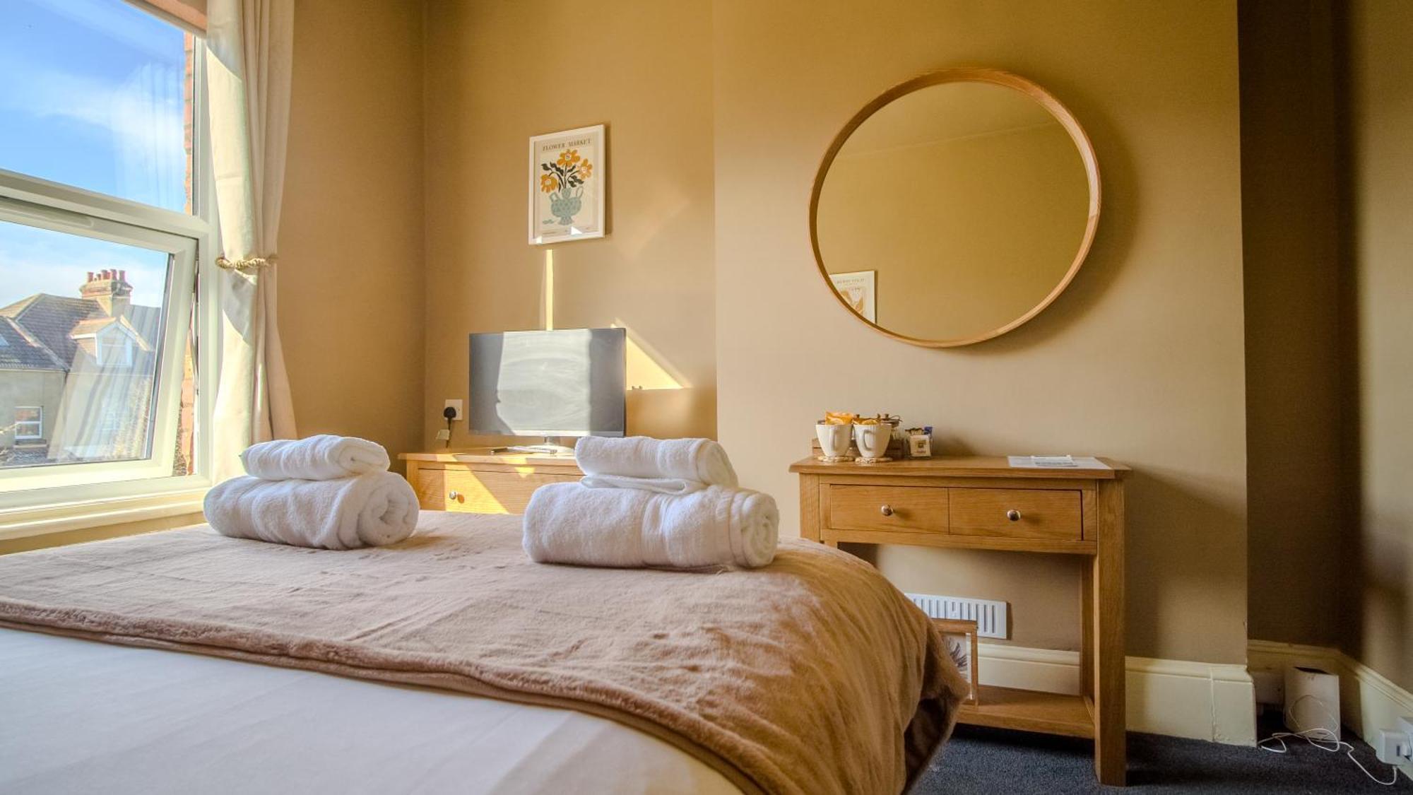 The Albany Rooms Bexhill Exteriör bild